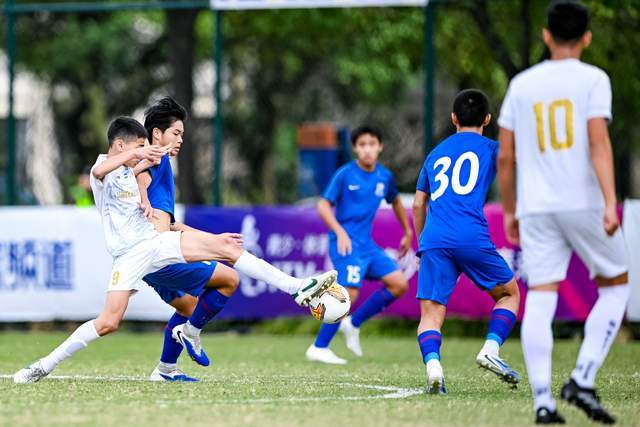 乐鱼APP赛前体能课后，上海申花战术微调备战法甲，震撼外界，赛季目标并未改变的简单介绍